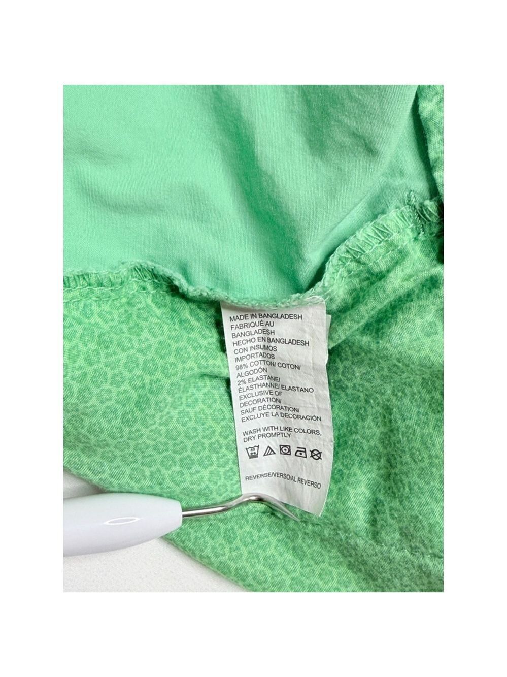 IZOD Advantage Shorts Mens Size 40 Green Pineapple Print Stretch Golf Casual - Picture 5 of 5